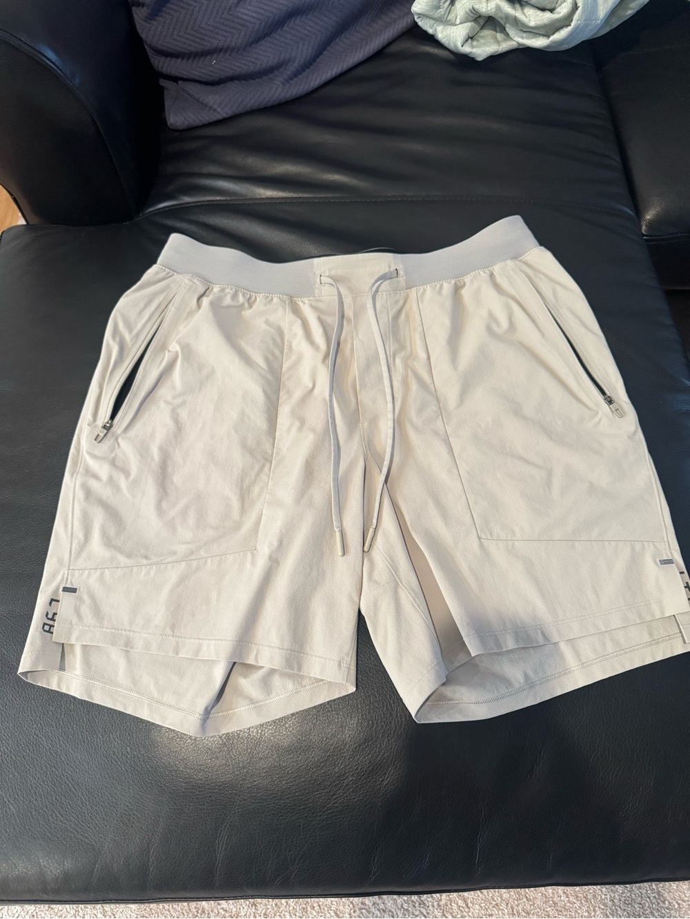 lululemon athletica Men's Light Gray/Tan Performance Hybrid Shorts